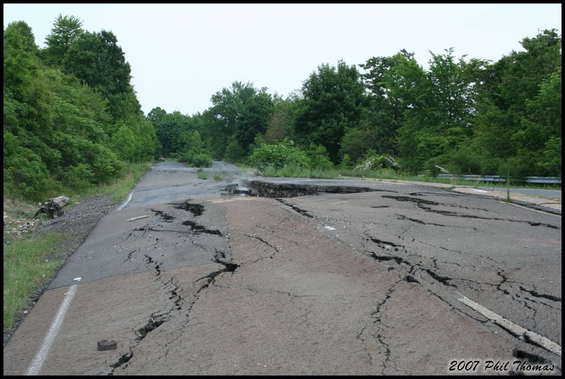 road_fire_01.jpg